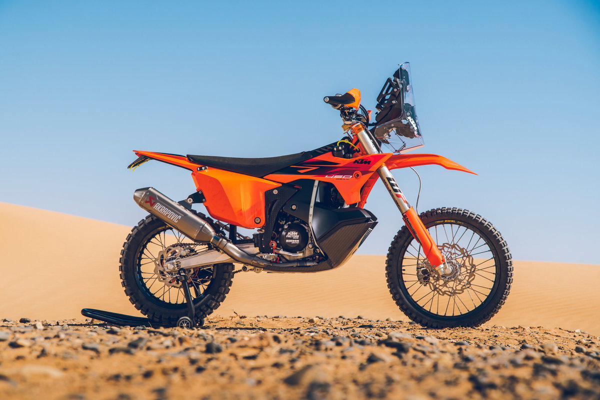 KTM تطلق 450 Rally Replica 2026: نسختان محدودتان بأسعار خيالية